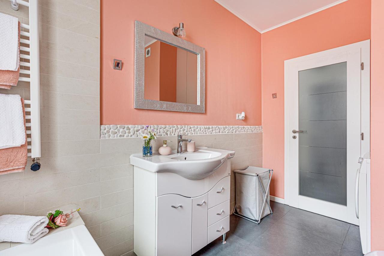 Dodi Studio Compact Arad Luaran gambar